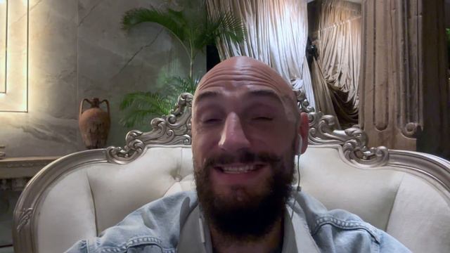 Как Девушке начать зарабатывать на Онлифанс?