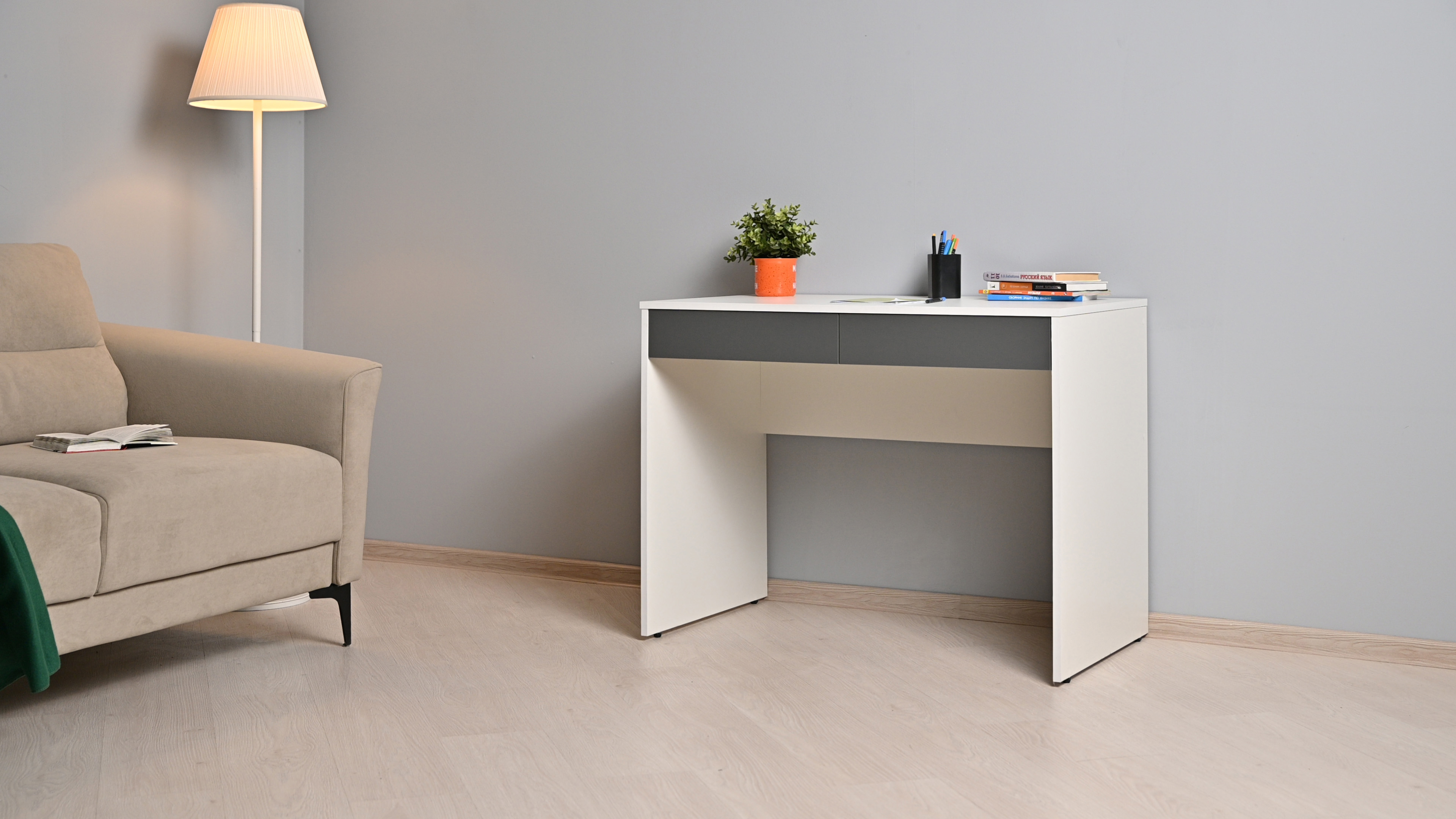 Грэй. Стол письменный, компьютерный для школьника 12.100 смотреть онлайн