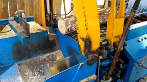 Работа дровокольной линии, drova72.ru