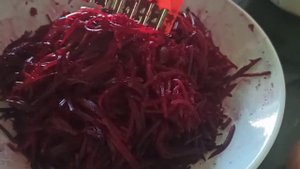 САЛАТ / LAVLAGI VA MAYANEZLI SALAT / Uyda bor masalliqlardan foydali va mazzali tez tayyor boluvchi