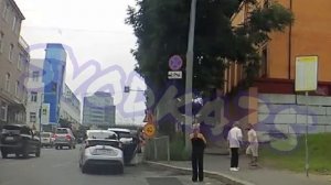 Жесткая драка произошла во Владивостоке между таксистом и пассажиром