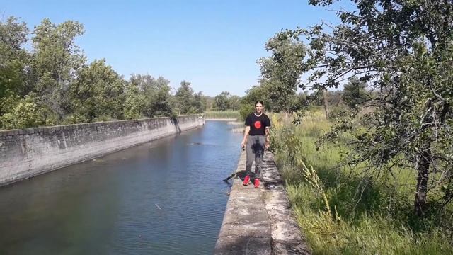 ВЛОГ / новая прическа / поход с ночёвкой / что читаю сейчас / отпуск в деревне смотреть онлайн