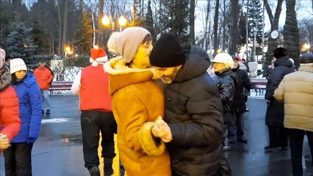 РЕЧЬ О ТОМ,ЧТО НУЖНО БЕРЕЖНО НАМ ЛЮБОВЬ БЕРЕЧЬ смотреть онлайн