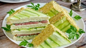 Приготовим по-новому!
Бутерброды с ветчиной, сыром и огурцами