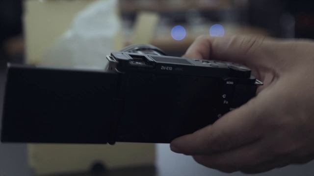 SONY ZV-E10 BEST VLOGGING CAMERA IN 2021 UNBBOXING AND FIRST LOOK смотреть онлайн