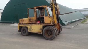 Львовский погрузчик 5 тонн