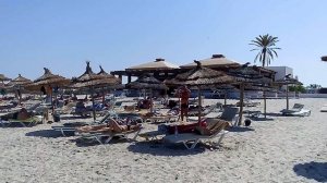 Обзор пляжа в Тунисе отель Djerba Plaza Thalasso & Spa 4