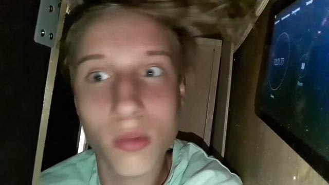 Под диваном челендж смотреть онлайн