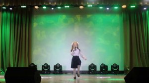 "Бравые солдаты" муз. А.Филиппенко, сл. Т.Волгиной.