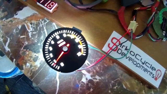 Цифровий тахометр Jawa смотреть онлайн