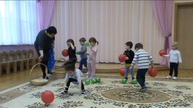 Н Пикулева "Надувала кошка шар"