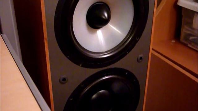 Paradigm Monitor 5 v4 Plays a 1 Hz Tone смотреть онлайн