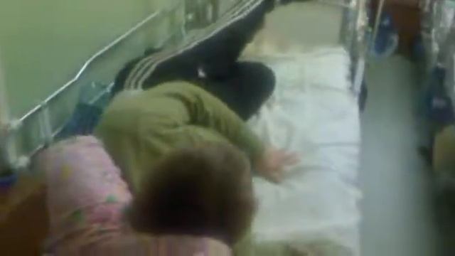 Спинальник. Упражнение на подвесах 3 / Injury of spinal column. Exercise on suspensions