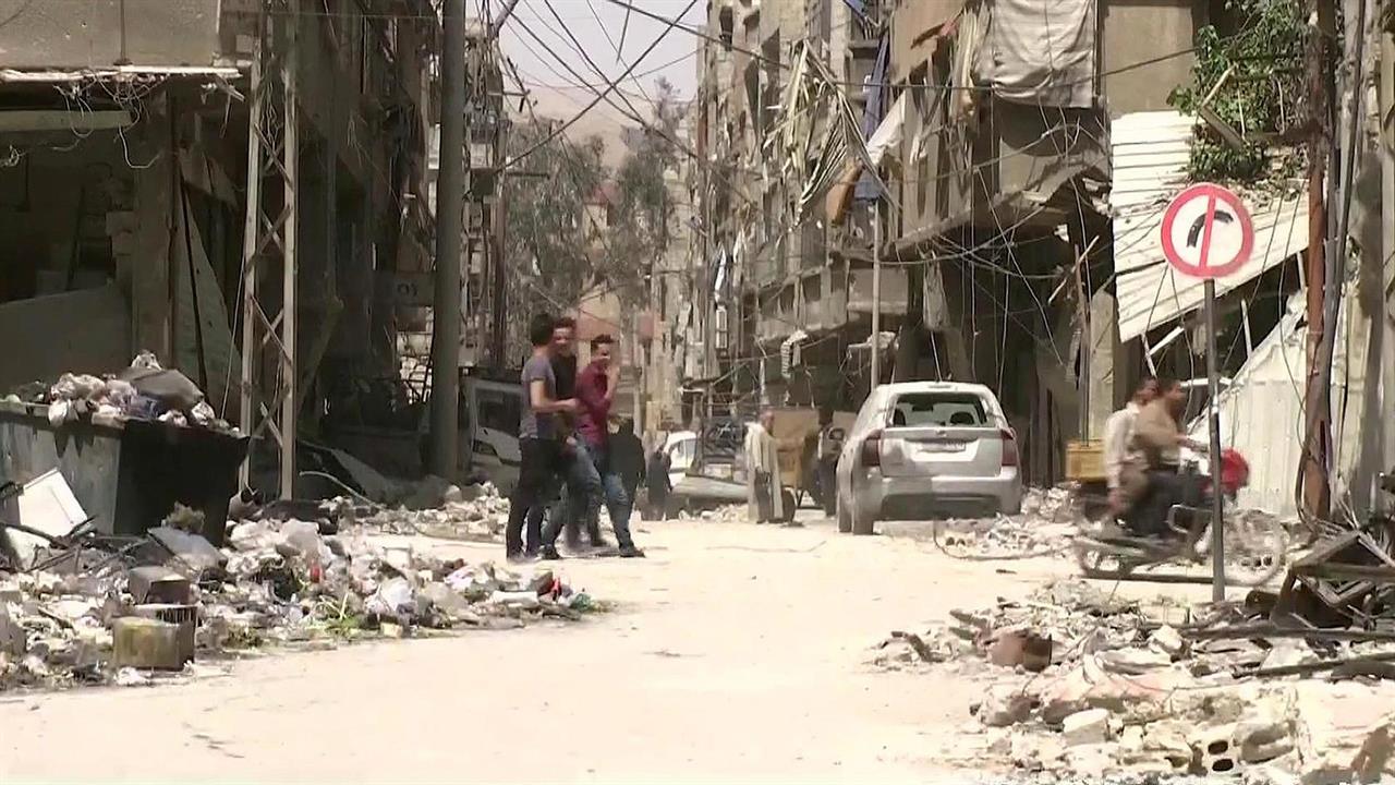 Жители сирийской Думы налаживают мирную жизнь