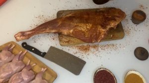 БАРАНЬЯ НОГА В СМОКЕРЕ / Leg of lamb in a smoker