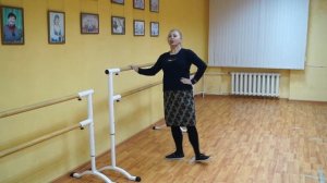 "Батман тандю"- экзерсис народного сценического танца от Ивановой Светланы.