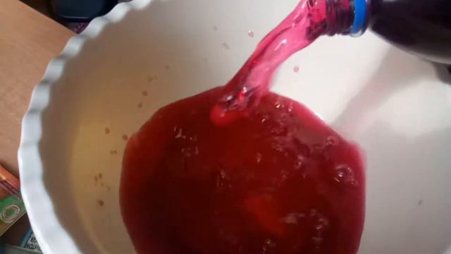 пробую и сравниваю напитки yupi (юпи) #назадвдевяностые смотреть онлайн