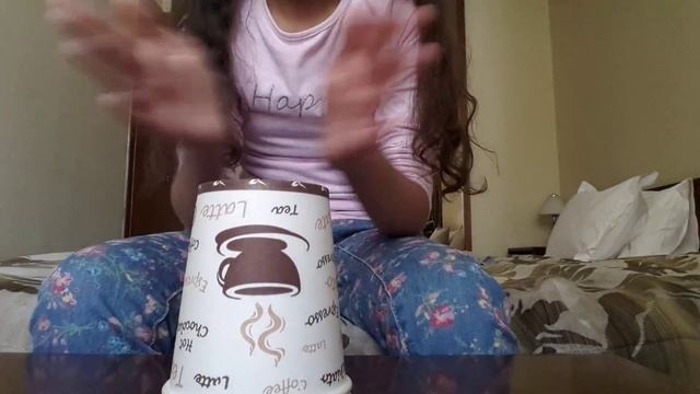 Как играть на стакане??? смотреть онлайн