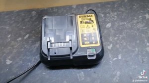 Ремонт зарядки DeWALT