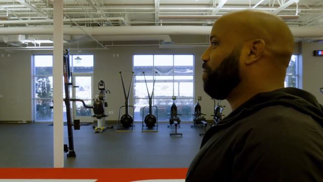 FORREST GRIFFIN TOURS UFC APEX WITH DEAN AMASINGER