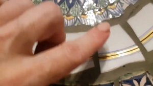 Не выбрасывайте старую табуретку и разбитую тарелку!♻️ Из них можно сделать красоту!❤???