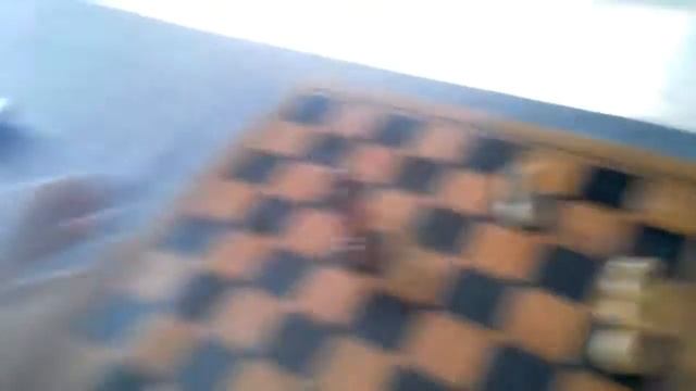 Что делает пешка если доходит до конца поля опасные вилки и запретные ходы смотреть онлайн