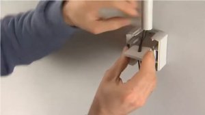 Legrand Quteo. Установка выключателя IP 44