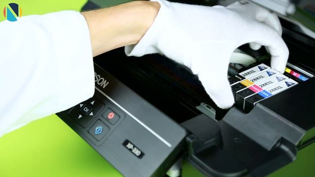 #ВопросОтвет: Как заменить картридж на МФУ Epson XP-330?