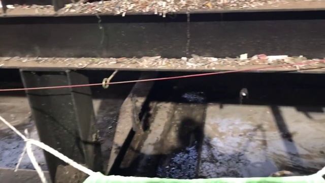 Мусор перерабатывающий завод .Как это устроенно