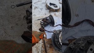 замена поворотного круга или гидромотора экскаватора VOLVO EC290