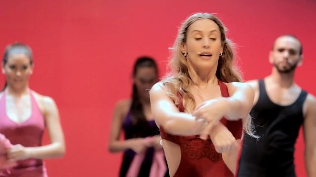 Rumba Flamenca con Pañuelo смотреть онлайн