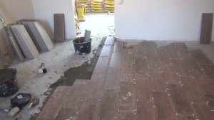 Как клеилась напольная  плитка для AcademeG. Клей vetonit granit fix.