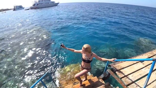 ПЛЯЖ И КАФЕ ФАРША . Лучшие пляжи Шарм-эль-Шейха с песчаным заходом в море #Farsha Cafe смотреть онлайн