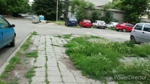 Путеводитель по Бургасу. Жилой район Изгрев. Посадка самолёта прямо над домами!