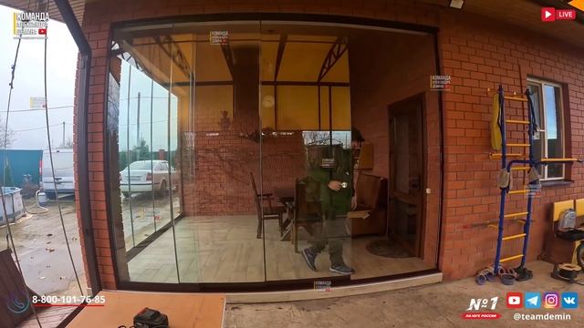 Безрамное остекление в Краснодаре террасы. Безрамное раздвижное остекление террасы в Краснодаре