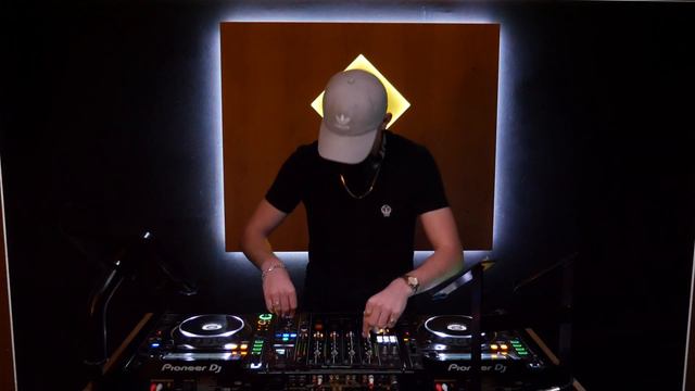 Heavy Bass Mix BASSLINEDRUM AND BASS  IMANU NOTION EMMEX_UK