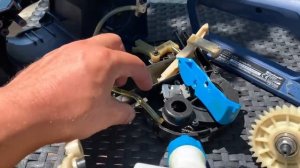 Электропила Einhell BG-EC 2040