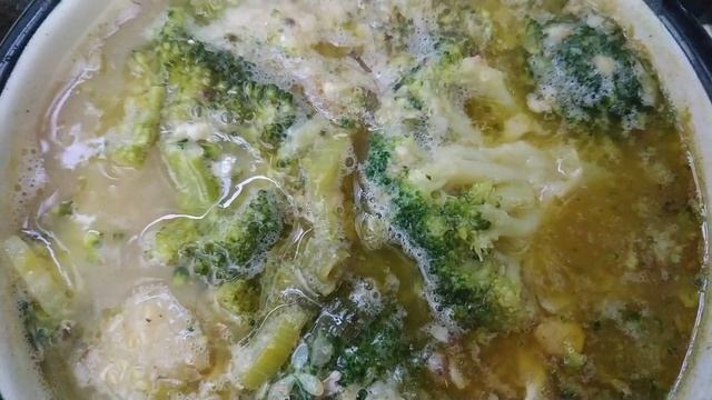 СУП картофельный с БРОККОЛИ?making potatoes soup with broccoli?בישול מרק תפוחי אדמה עם ברוקולי смотреть онлайн