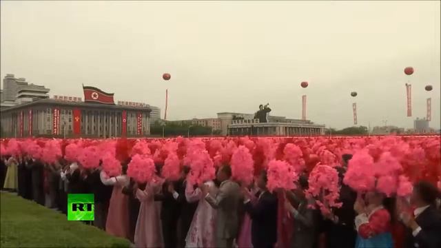 Северная Корея Парад в честь вождя смотреть онлайн