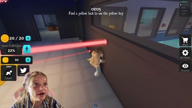 SCARY ROBLOX GAME RONALD! MY MoM is an EVIL CLOWN! ? смотреть онлайн