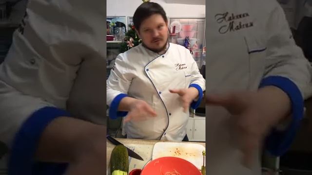 Тайский салат в новогоднем стиле от Шеф-повара Максима Никитина! смотреть онлайн