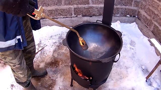 Наш новый казан - обжиг \\ В деревню! смотреть онлайн