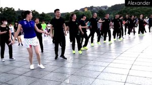 Роберт Катчиев - Музыка на всю.
