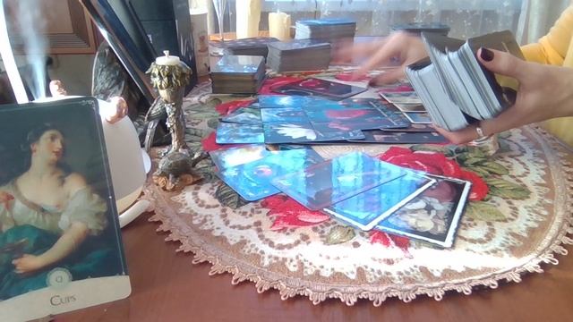 🧿🔮ВАШЕ БУДУЩЕЕ ✨ ПО КОРОЛЕВАМ ♥♣ Новый расклад Таро