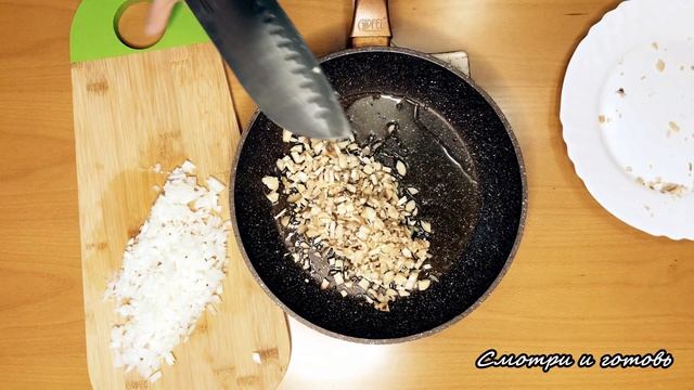 Гости ели и ели и не могли наесться смотреть онлайн