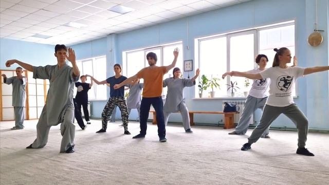 Тайцзицюань 24 формы Ян (太极拳阳24式) - Школа Заповедное Искусство