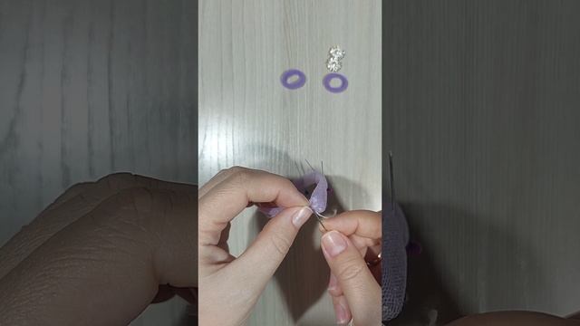 милые бантики на первые хвостики.mp4 смотреть онлайн