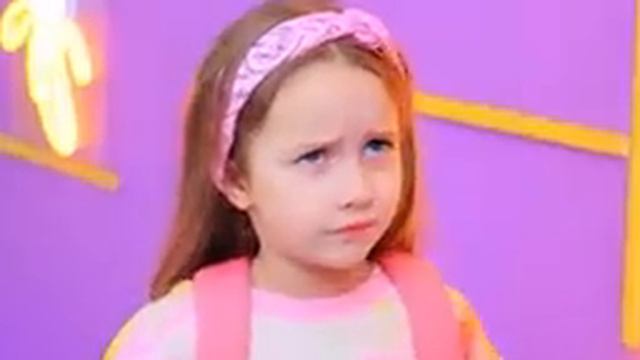 Naruto Dans La Vraie Vie ! Comment Cacher Des Bonbons Au Cinéma ! смотреть онлайн