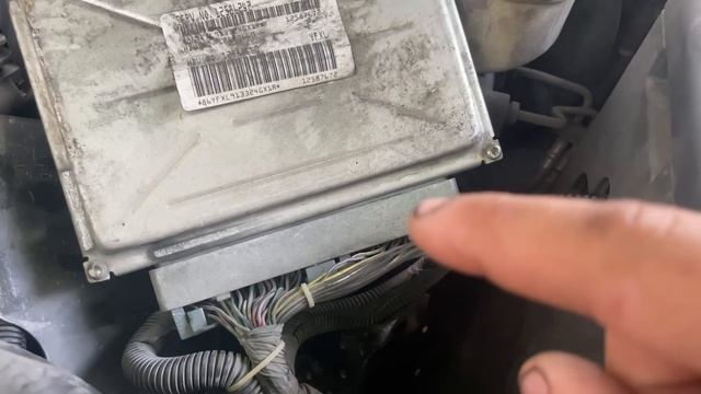 Gas Gauge Not Working. How to test Fuel Level sensor смотреть онлайн