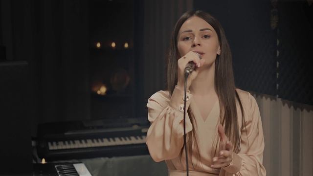 Фелонюк Олена "В чистім полі" смотреть онлайн